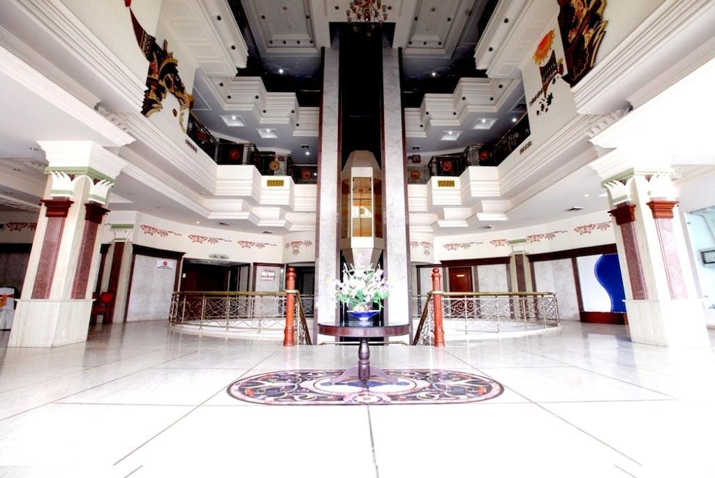 Kc Cross Road Hotel Panchkula Exterior photo